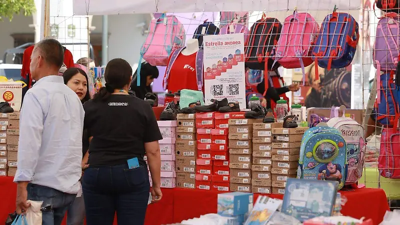 Canaco da arranque a feria por el regreso a clases 2026 en Durango 